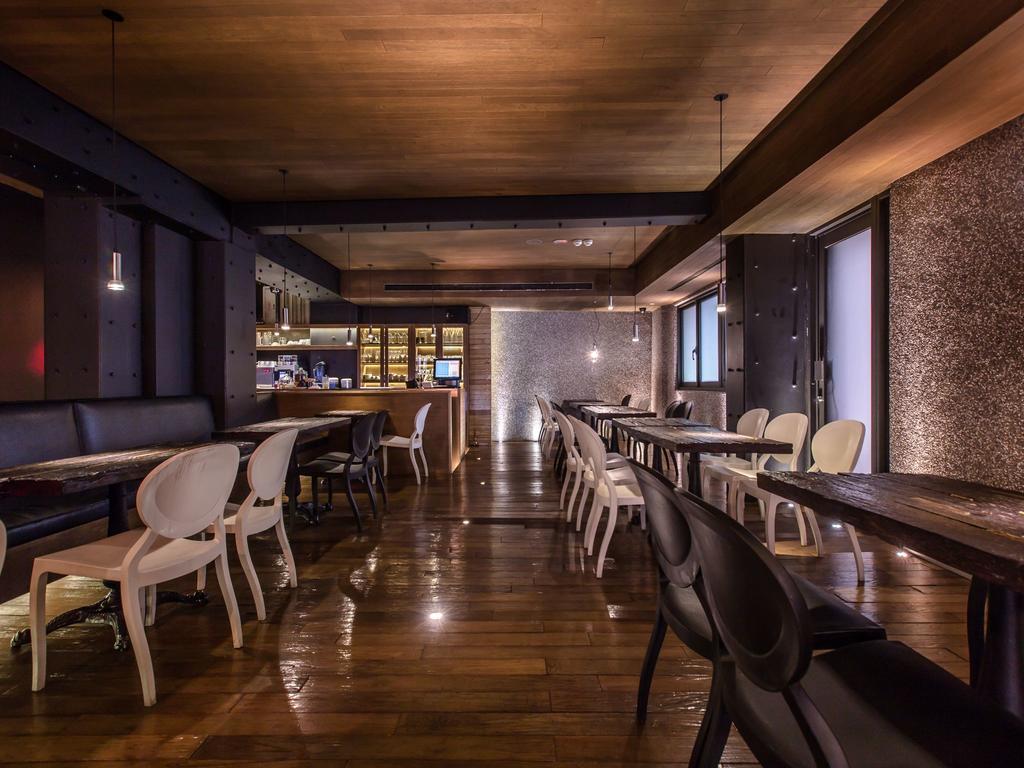Inhouse Boutique Hotel Taipei Exterior photo