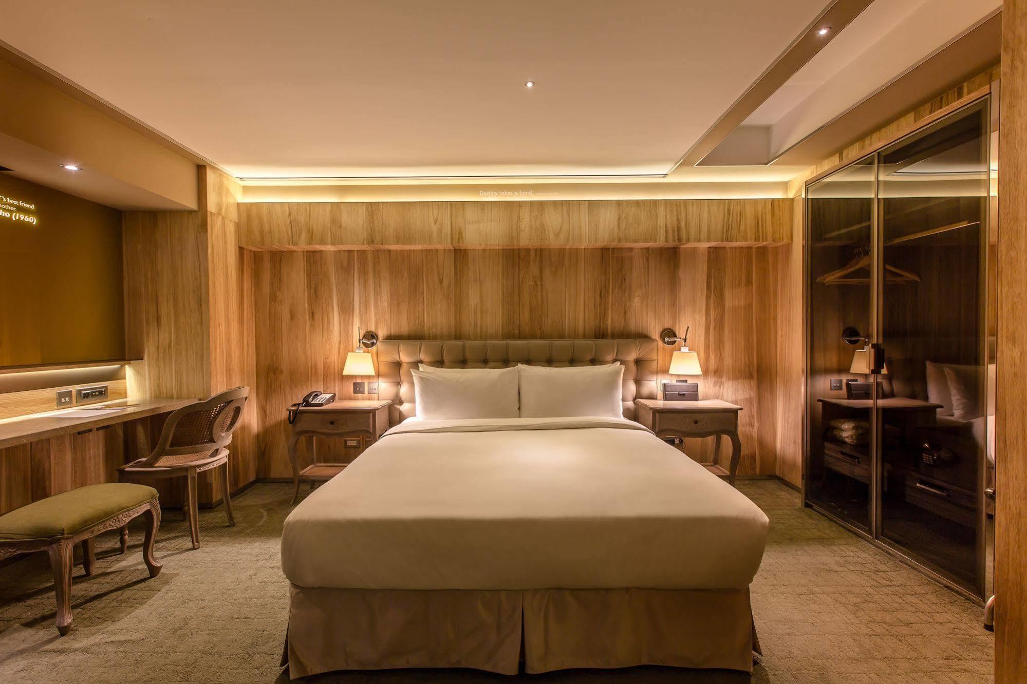 Inhouse Boutique Hotel Taipei Exterior photo